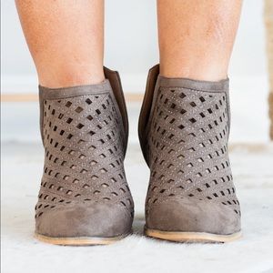 Sole Mates Booties Size 10 New In Box